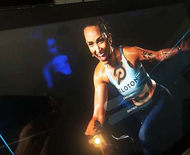 Peleton Bike Training im Romantik Hotel Neuhaus 