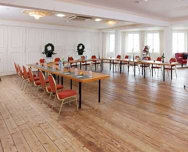 Conference in the hall